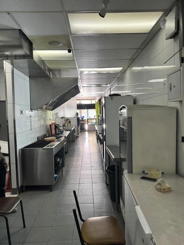 To Let commercial Property for Rent in Green Point Western Cape